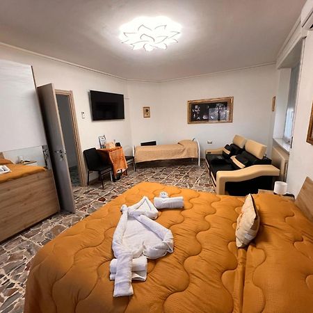 B&B Saphira Gozzano Екстер'єр фото